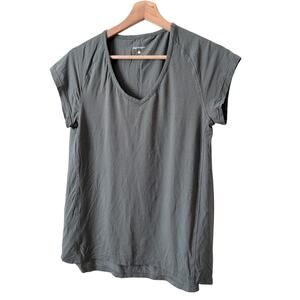 Dagsmejan Nattcool V-Neck Top Size Small Swedish Sleep Tee Soft Cooling Green